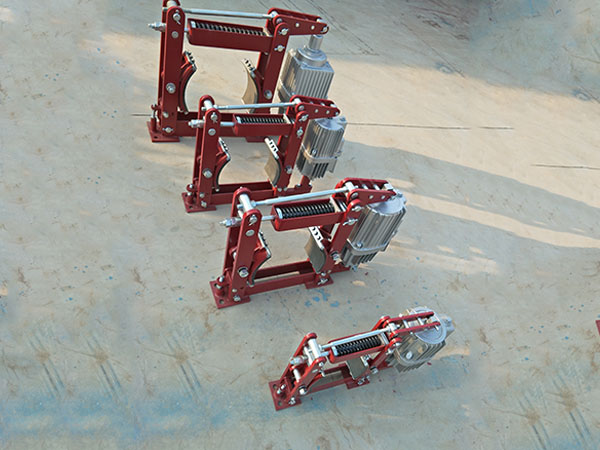 如何避免行車(chē)制動(dòng)器出現機械故障